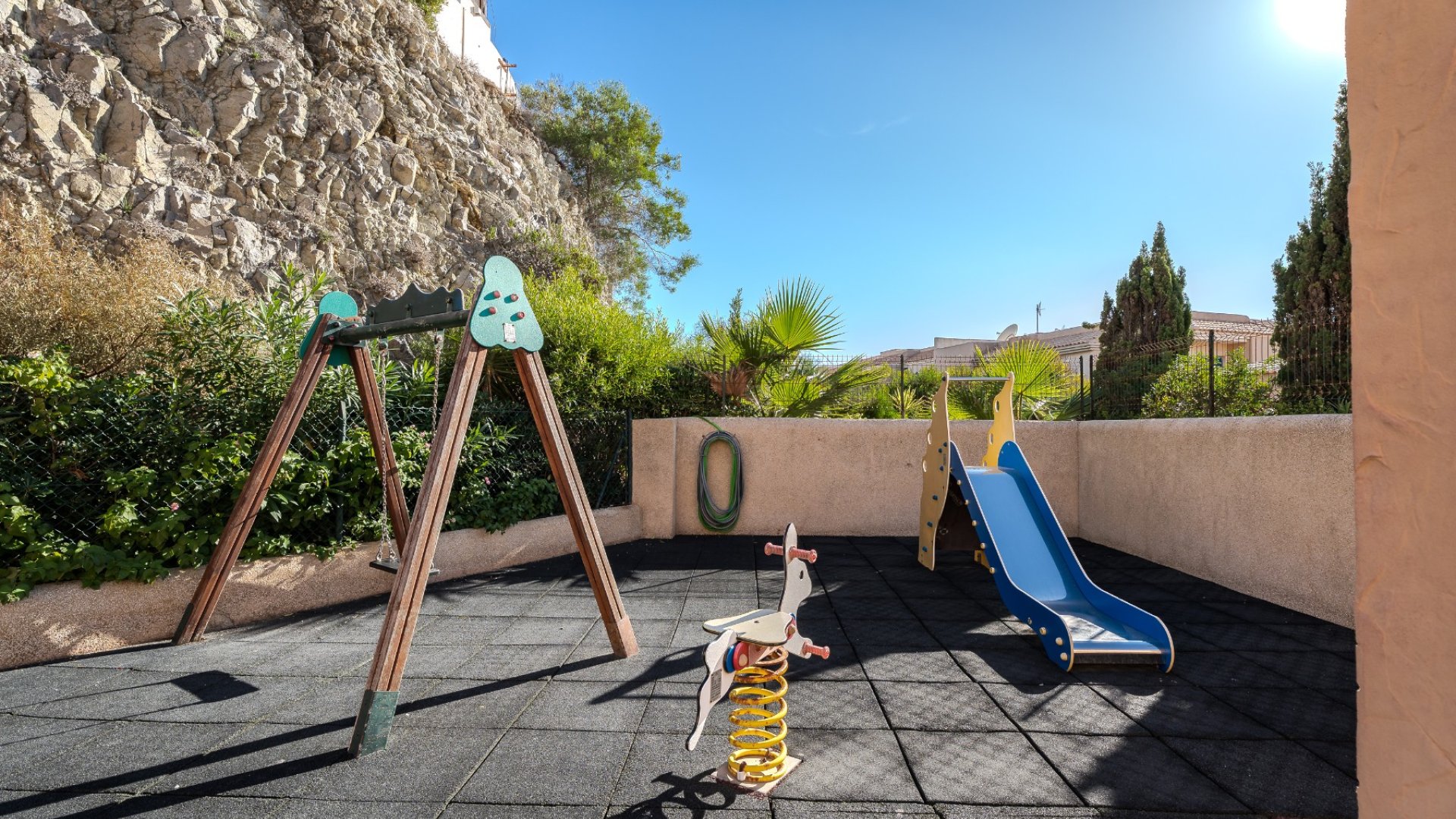 Reventa - Apartamentos -
La Manga del Mar Menor - Urb. El Ancora