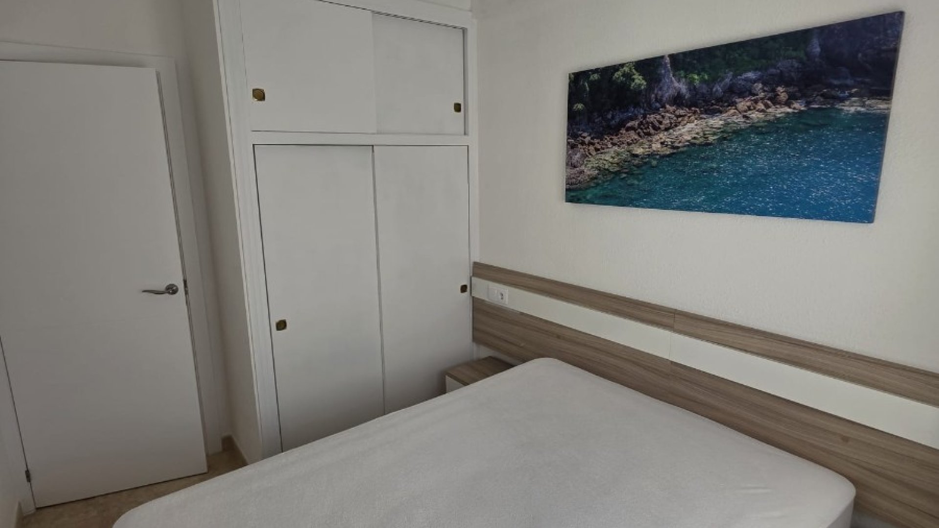 Reventa - Apartamentos -
La Mata - Playa