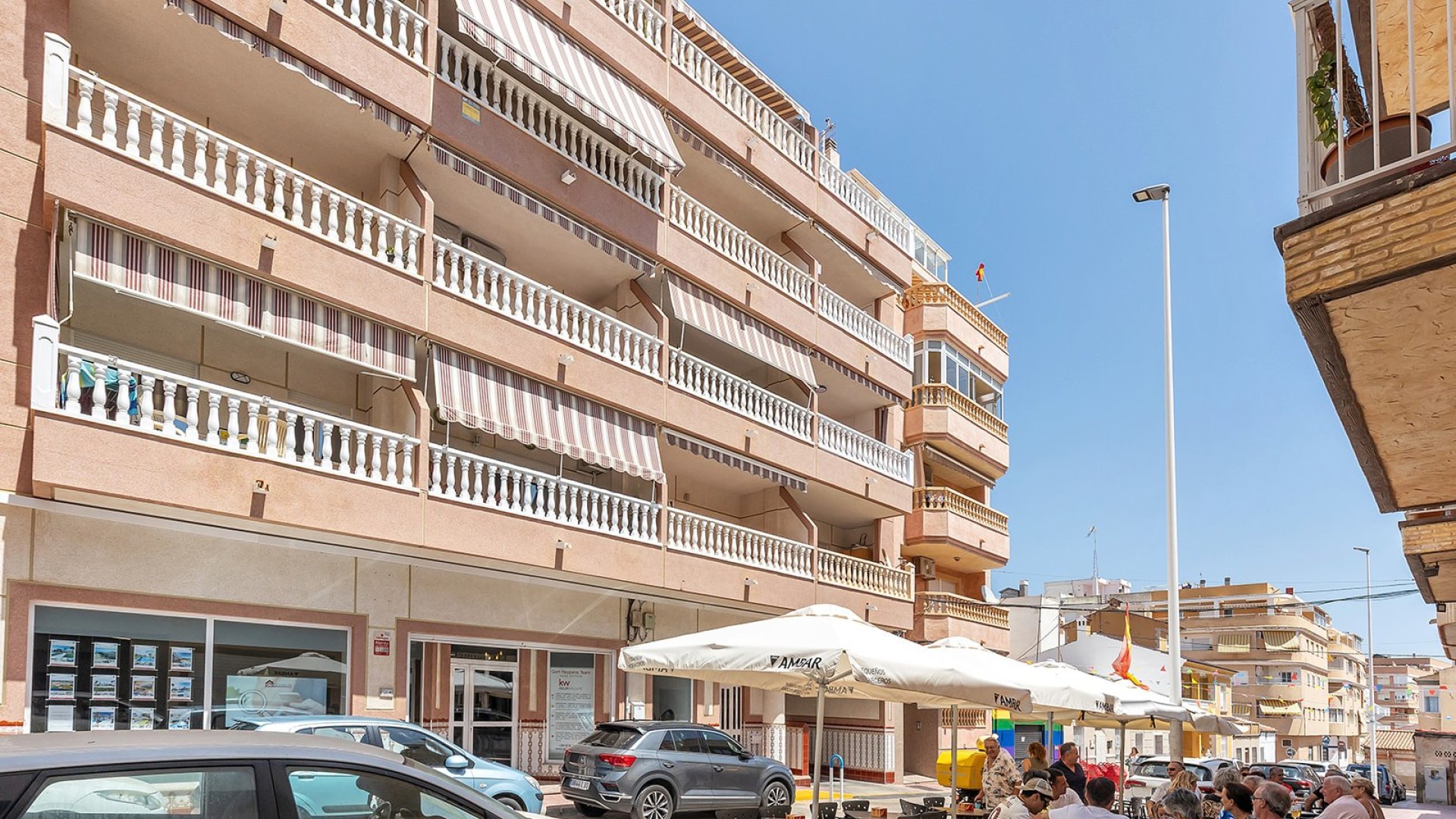Reventa - Apartamentos -
La Mata - Playa