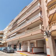 Reventa - Apartamentos -
La Mata - Playa