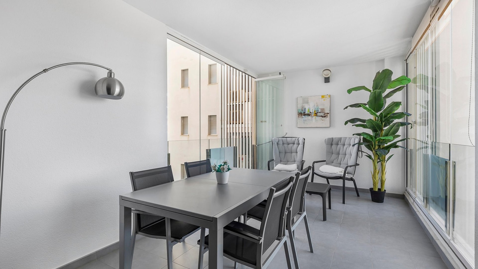 Reventa - Apartamentos -
La Mata - Playa