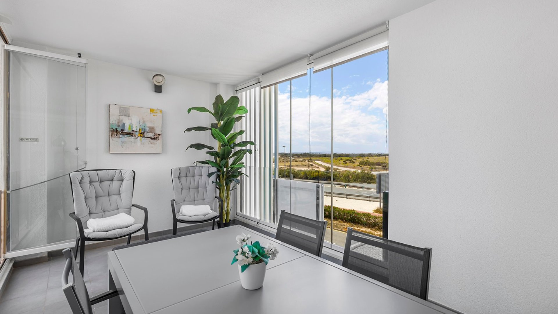 Reventa - Apartamentos -
La Mata - Playa