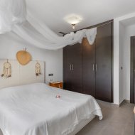 Reventa - Apartamentos -
La Mata - Playa