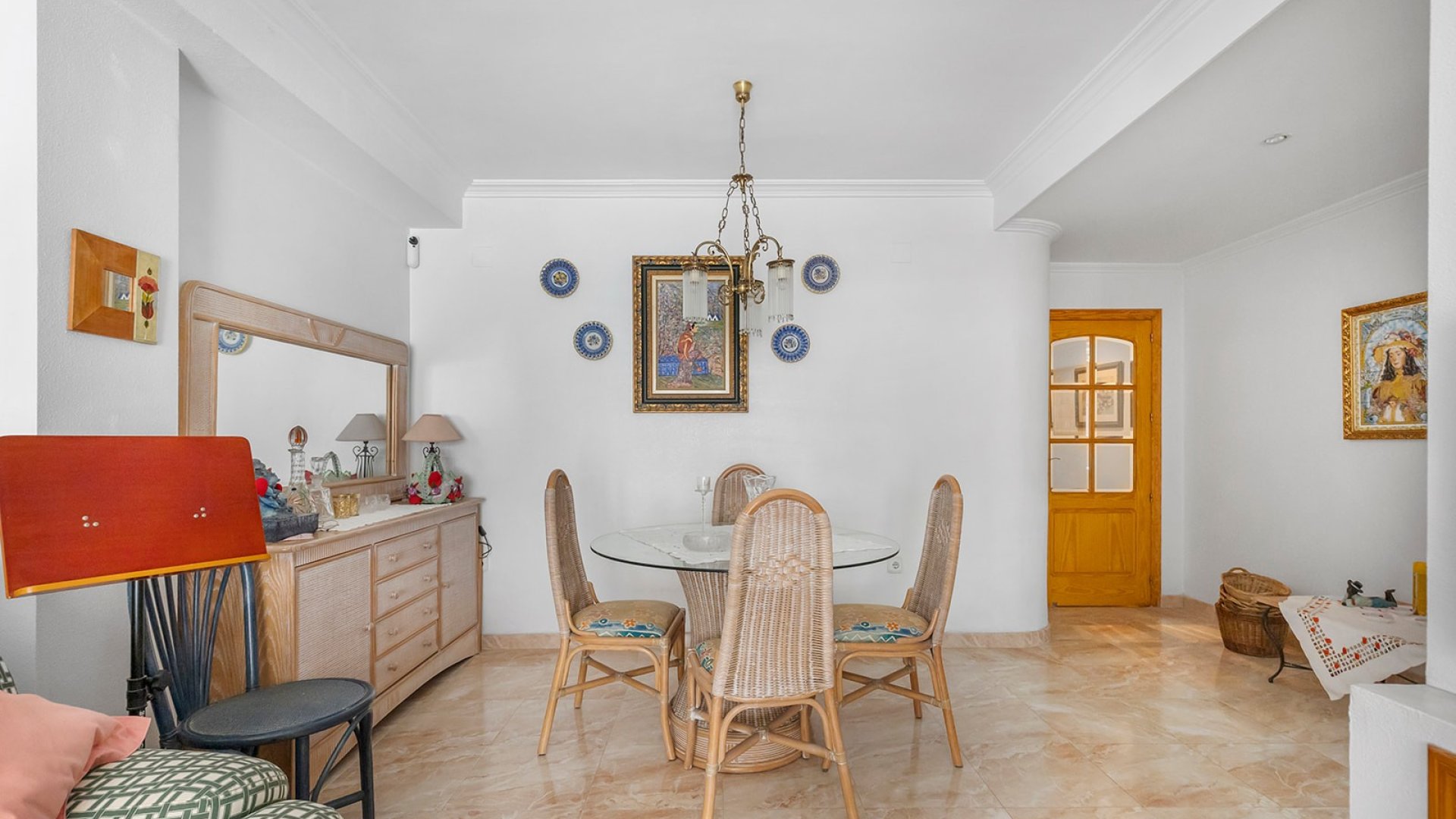 Reventa - Apartamentos -
La Mata - Playa