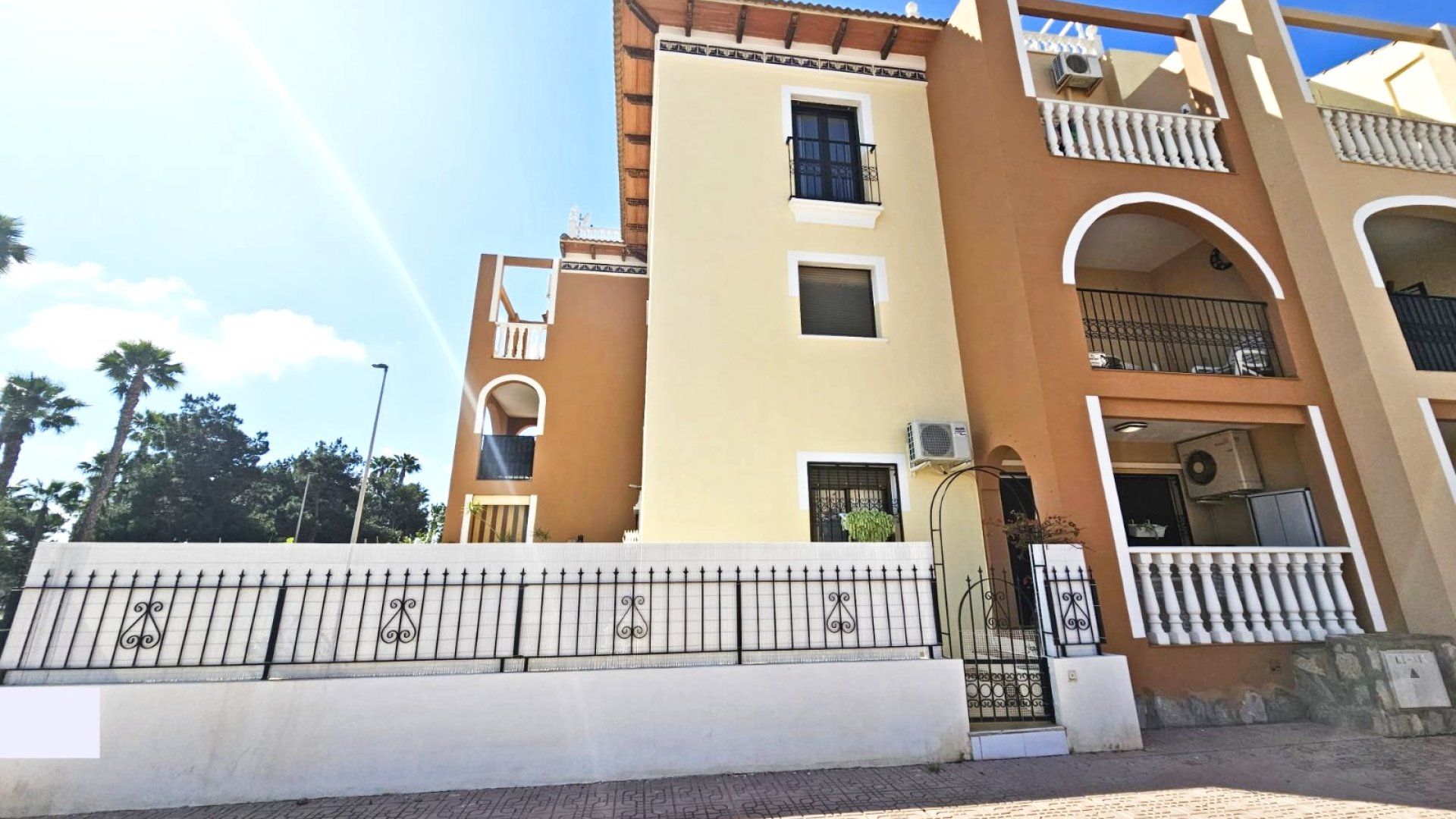 Reventa - Apartamentos -
Los Alcazares - Pueblo Patrica