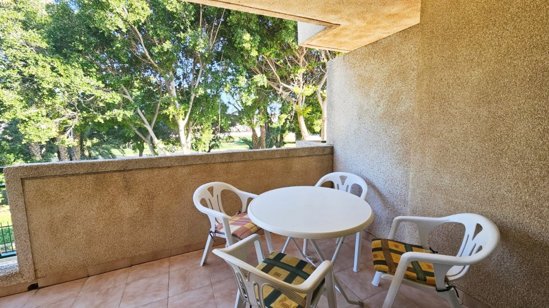 Reventa - Apartamentos -
Los Alcazares