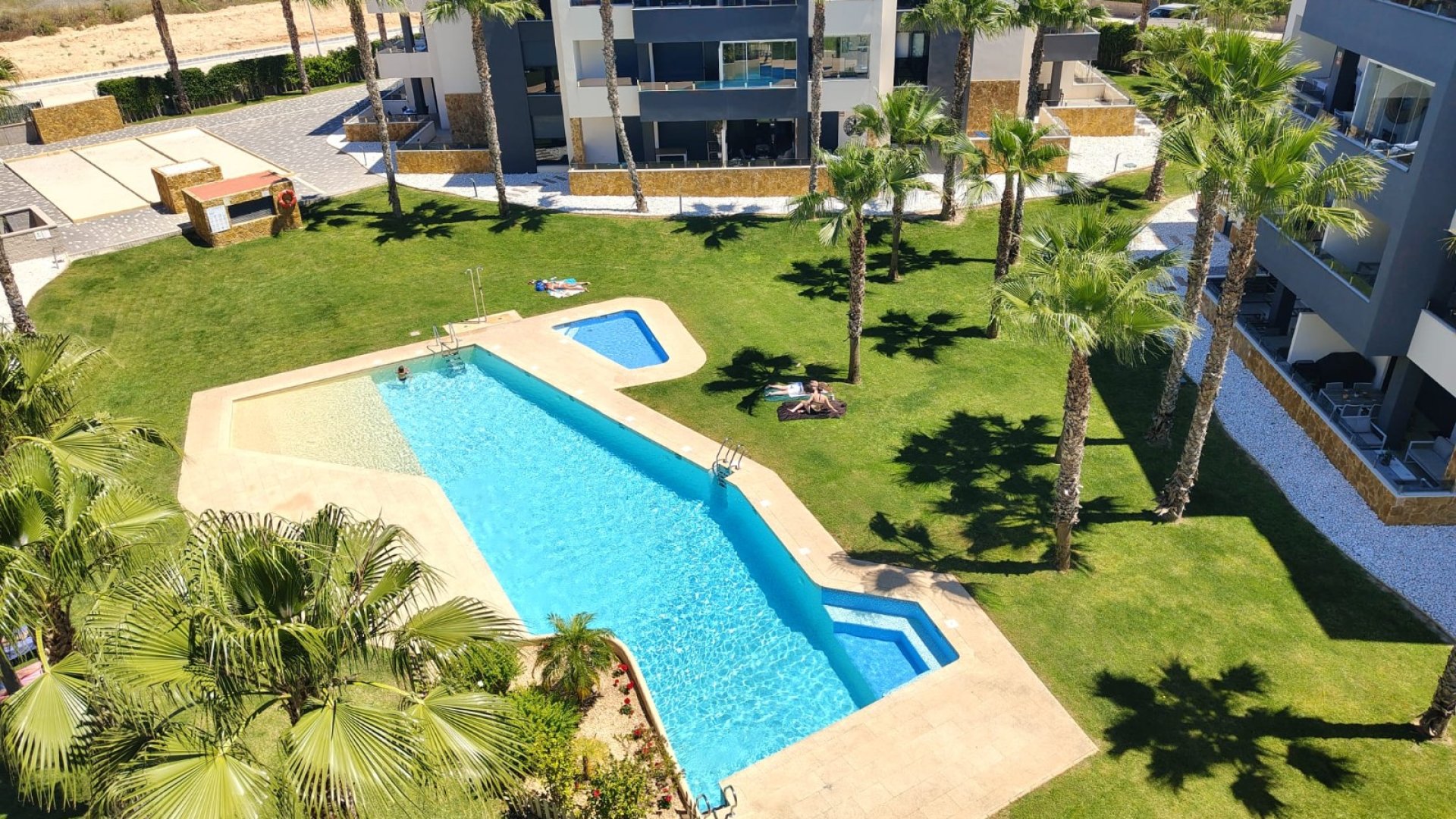 Reventa - Apartamentos -
Los Altos - Torrevieja