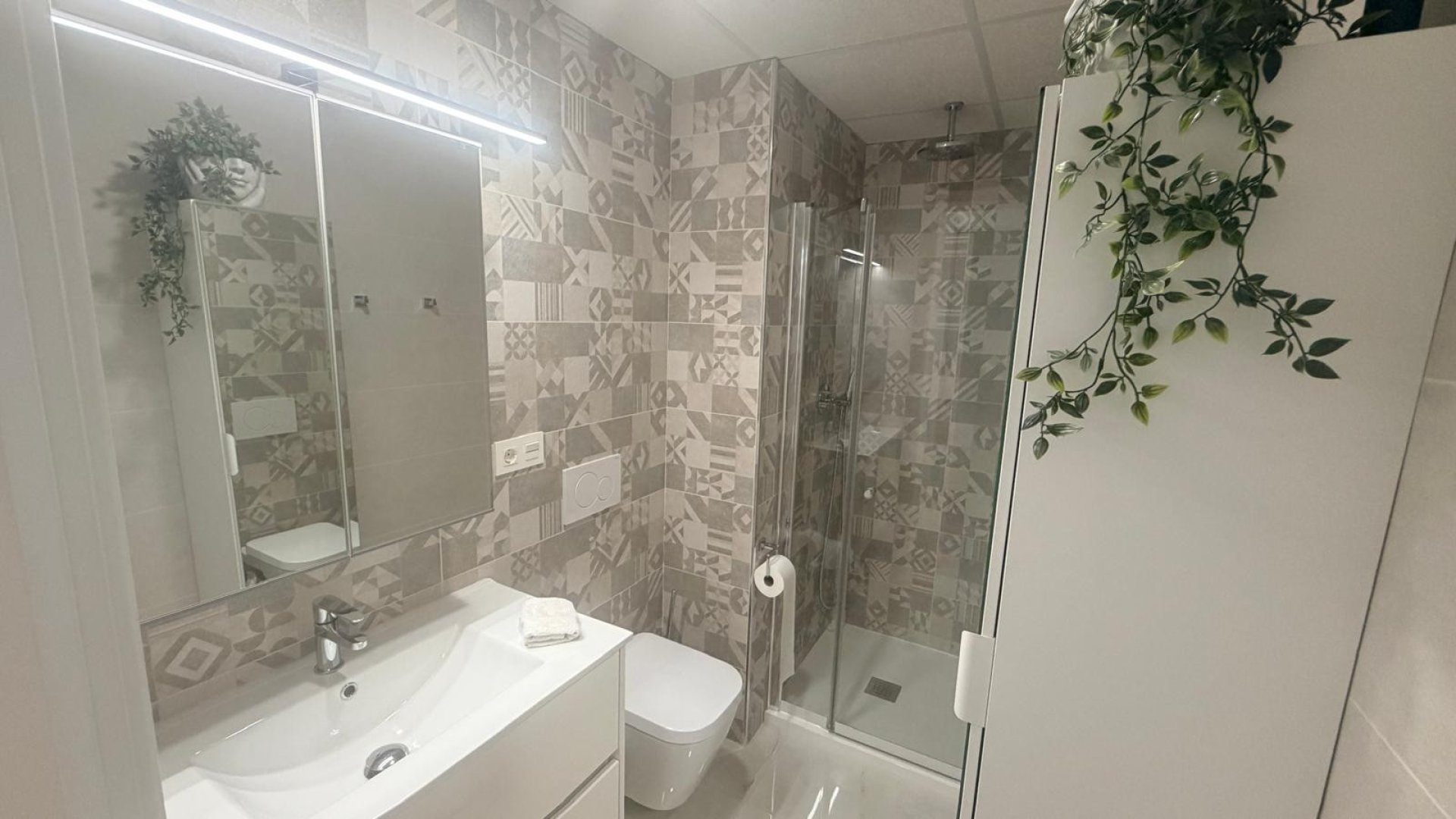 Reventa - Apartamentos -
Los Altos - Torrevieja