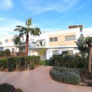 Reventa - Apartamentos -
Los Montesinos - Entre Naranjos