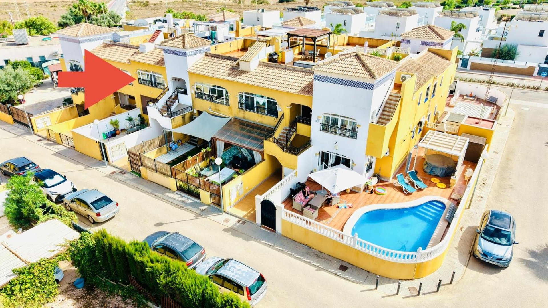 Reventa - Apartamentos -
Los Montesinos - La Herrada