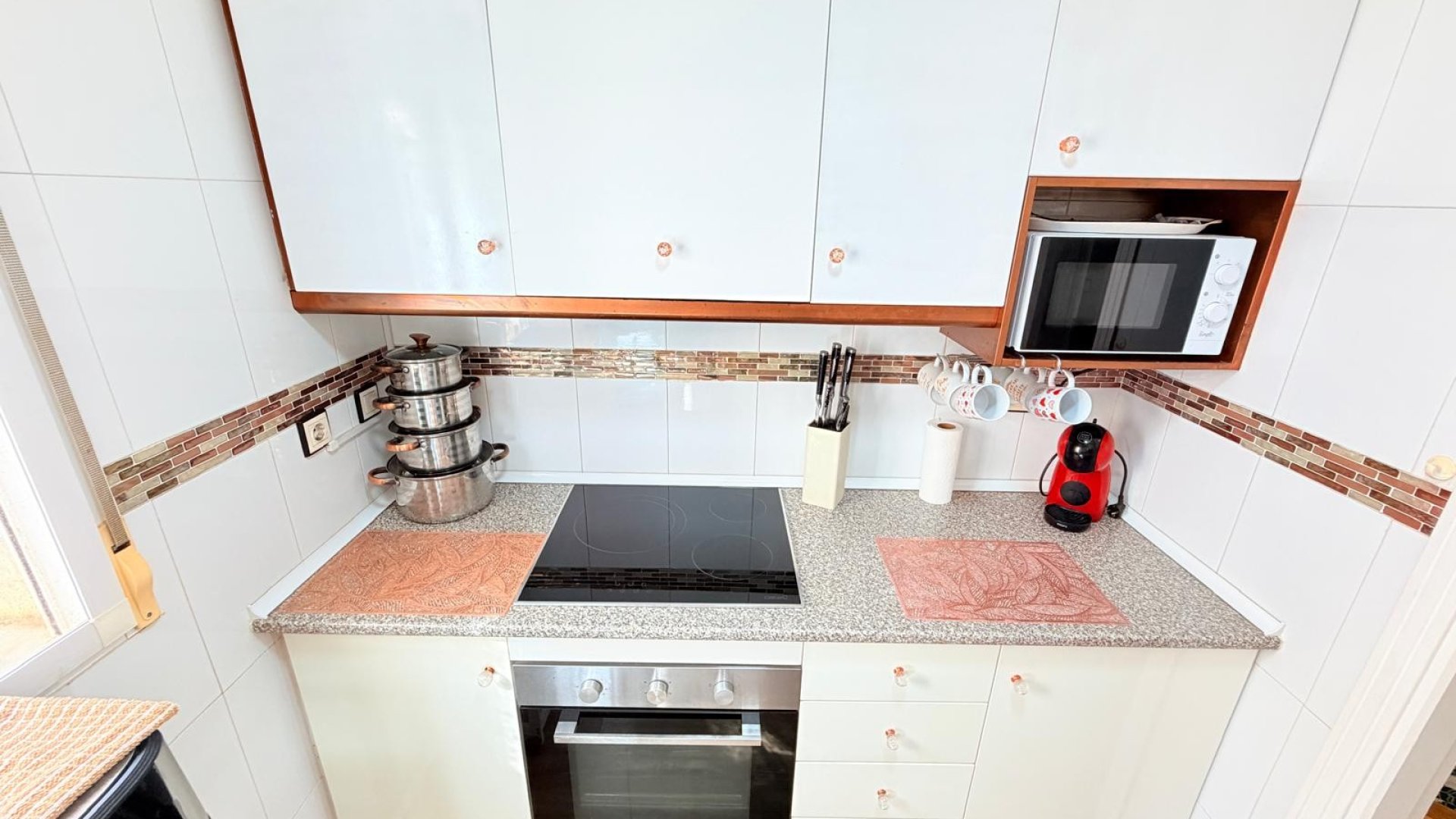 Reventa - Apartamentos -
Los Montesinos - La Herrada