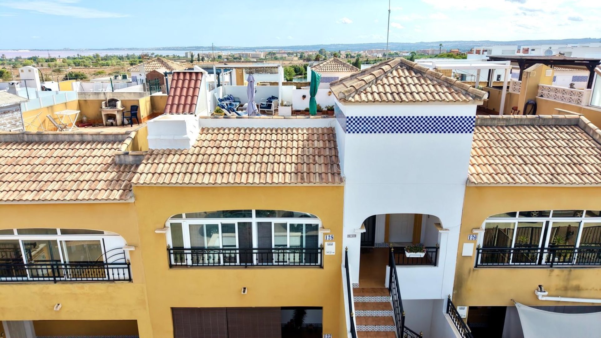 Reventa - Apartamentos -
Los Montesinos - La Herrada