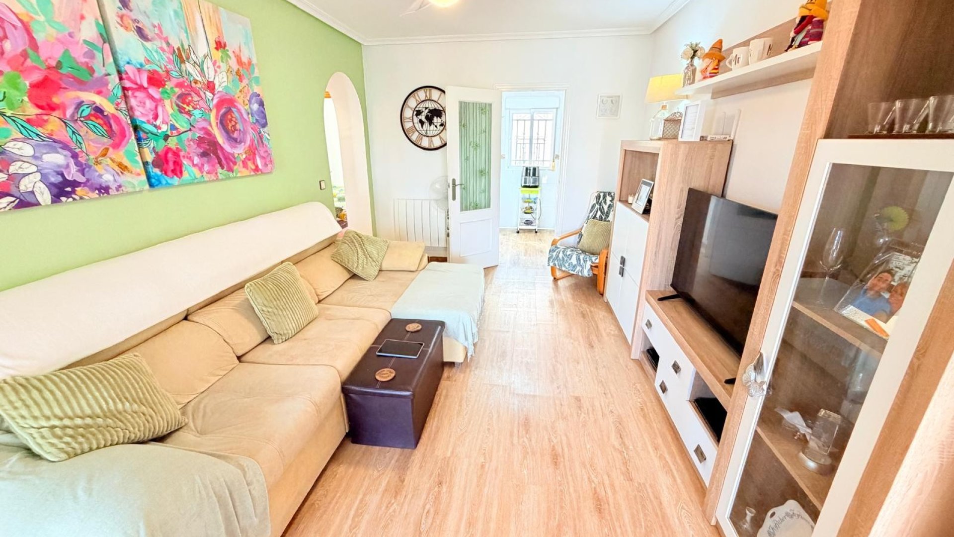 Reventa - Apartamentos -
Los Montesinos - La Herrada