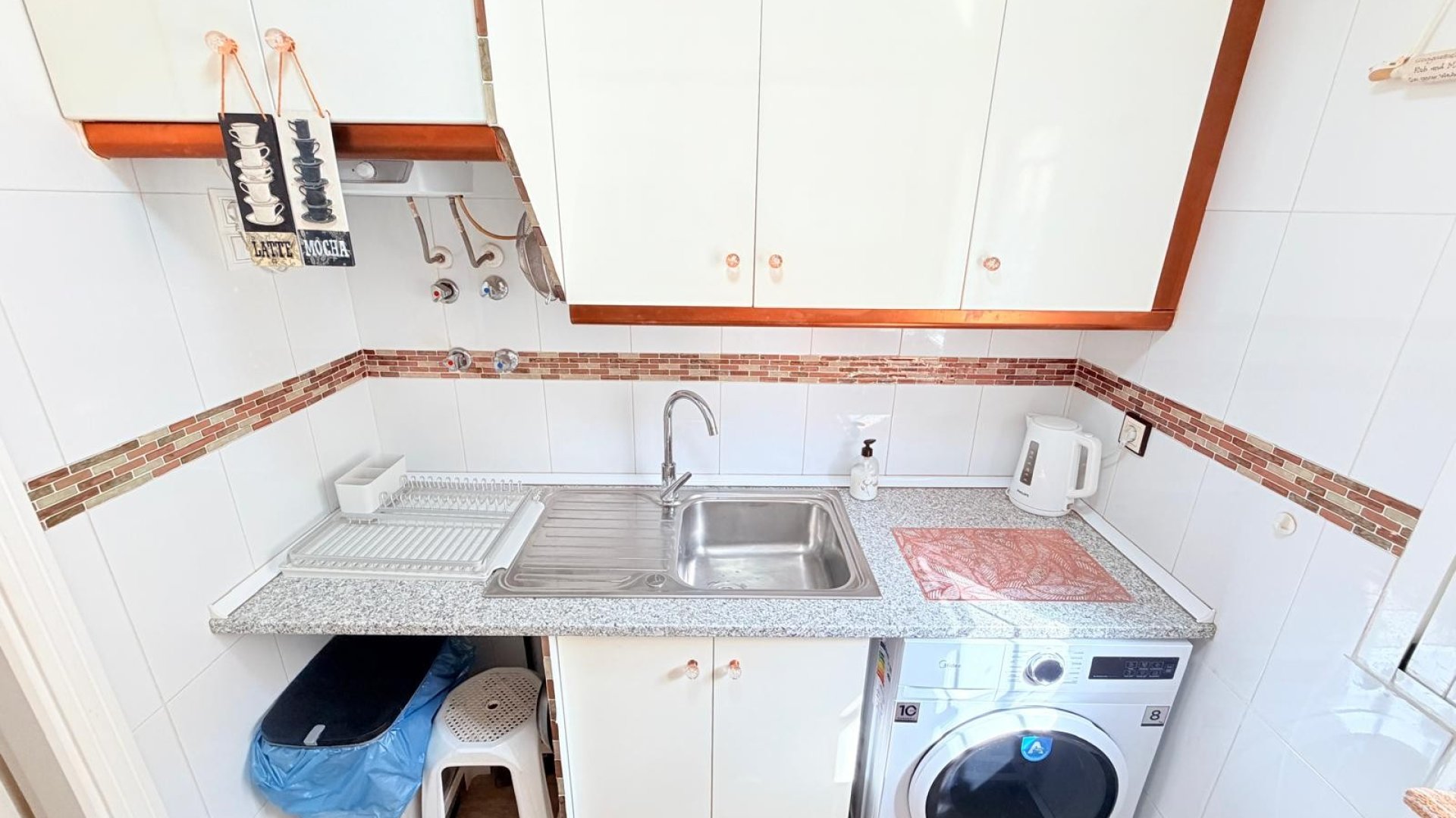 Reventa - Apartamentos -
Los Montesinos - La Herrada