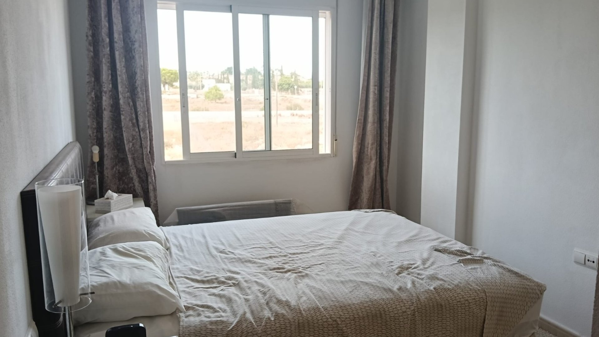 Reventa - Apartamentos -
Los Montesinos - Urbanizacion montesol