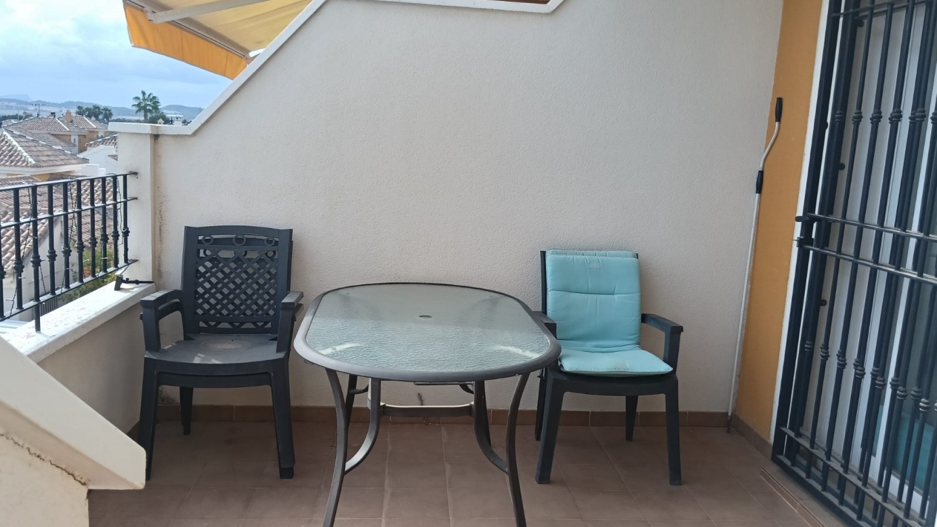 Reventa - Apartamentos -
Los Montesinos - Urbanizacion montesol