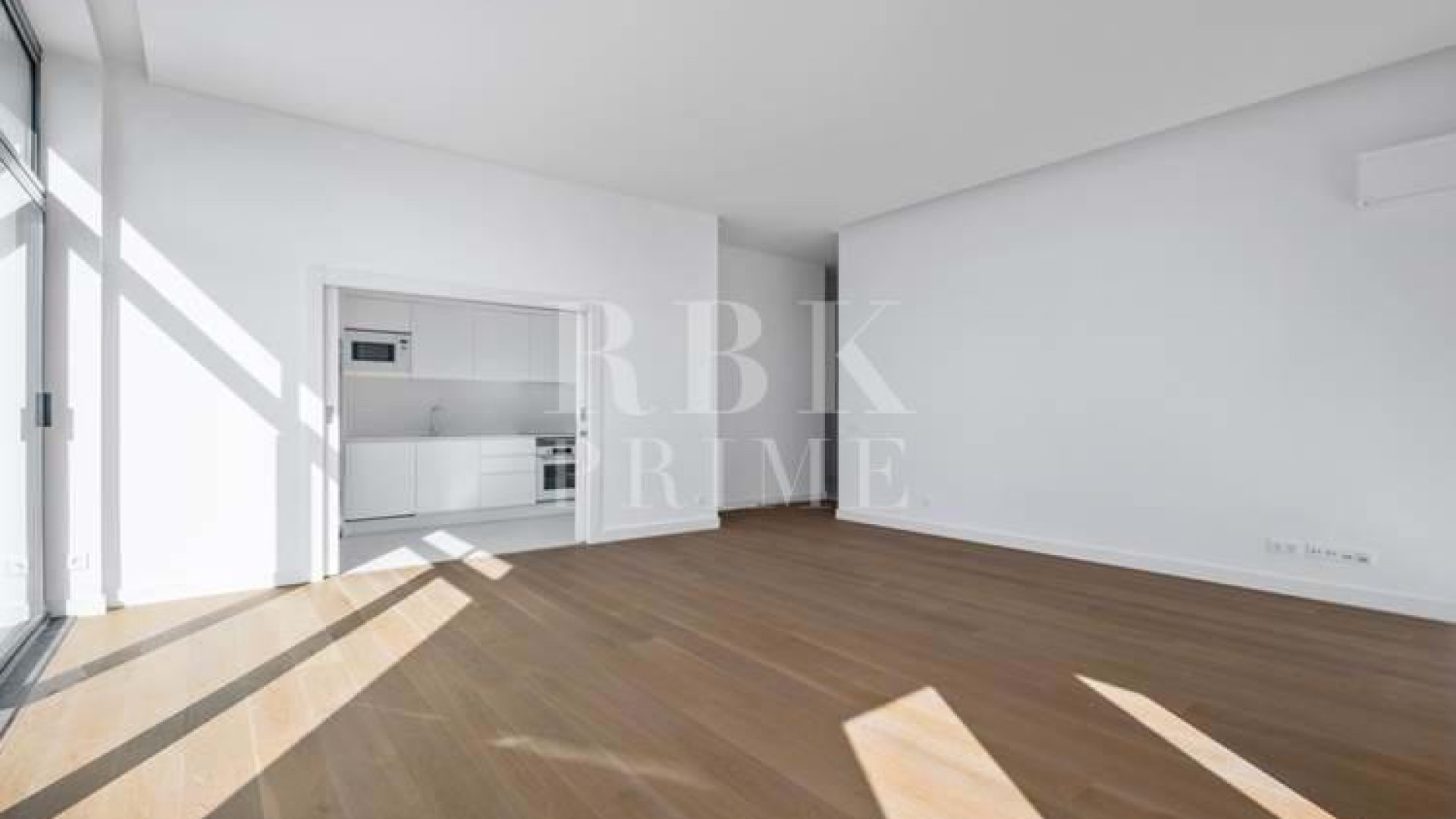 Reventa - Apartamentos -
Madeira