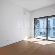 Reventa - Apartamentos -
Madeira