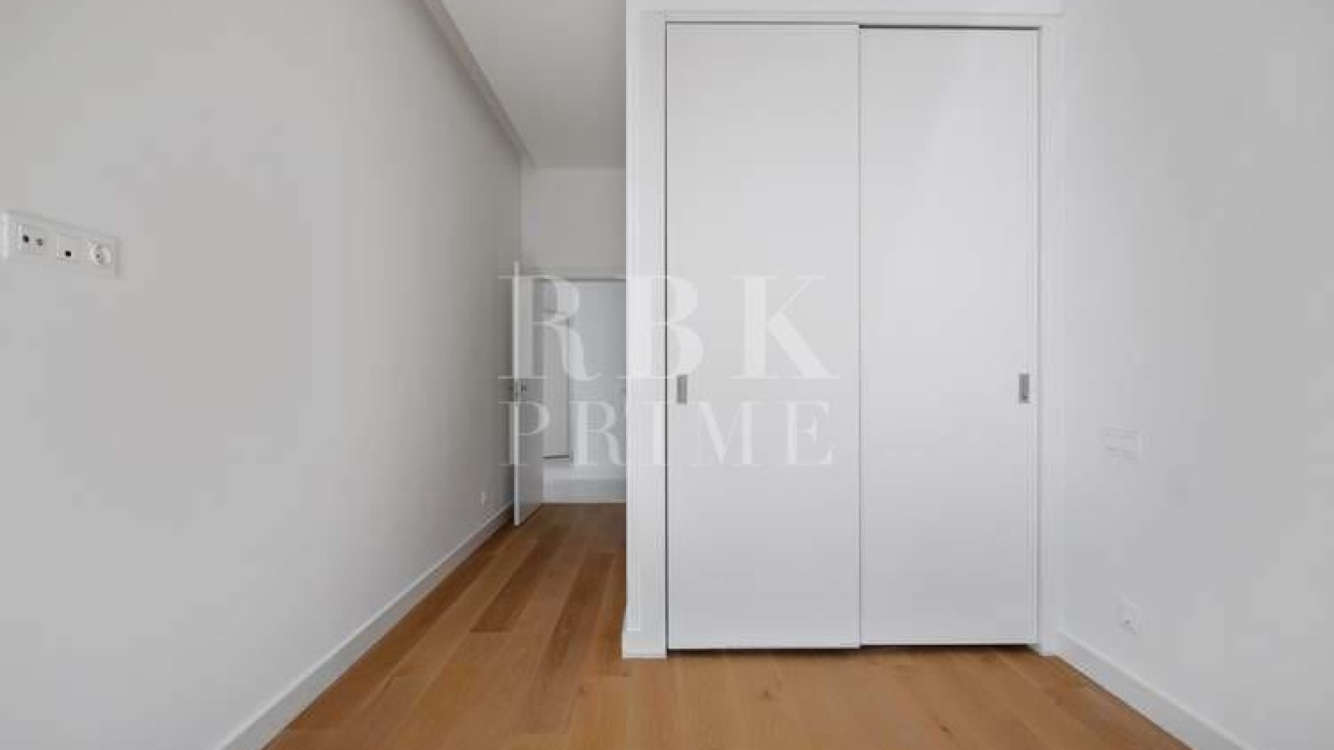 Reventa - Apartamentos -
Madeira