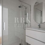 Reventa - Apartamentos -
Madeira
