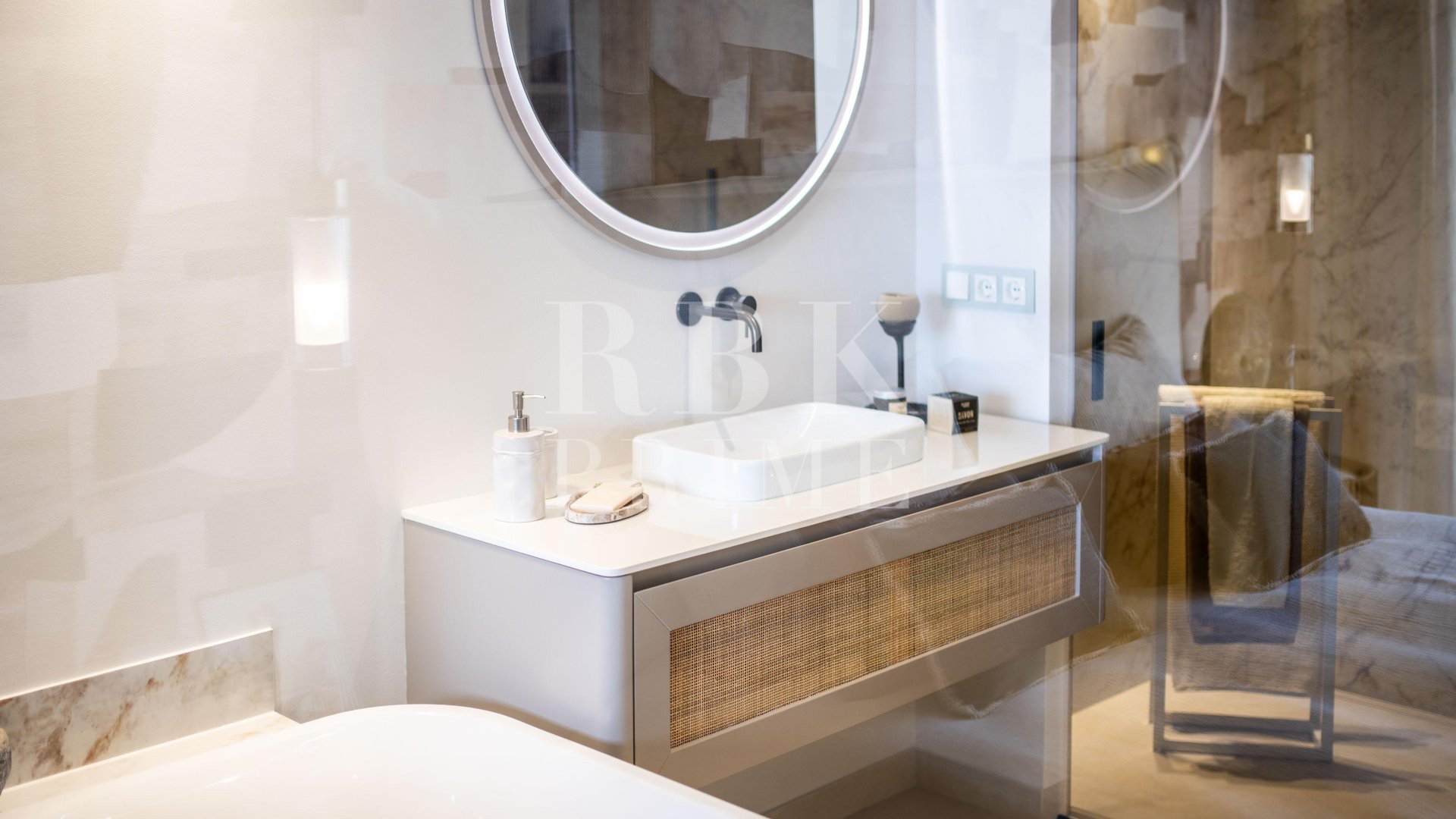 Reventa - Apartamentos -
Malaga - Benahavís