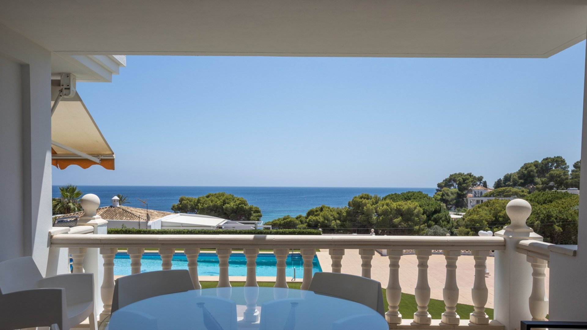 Reventa - Apartamentos -
Moraira - La Cometa