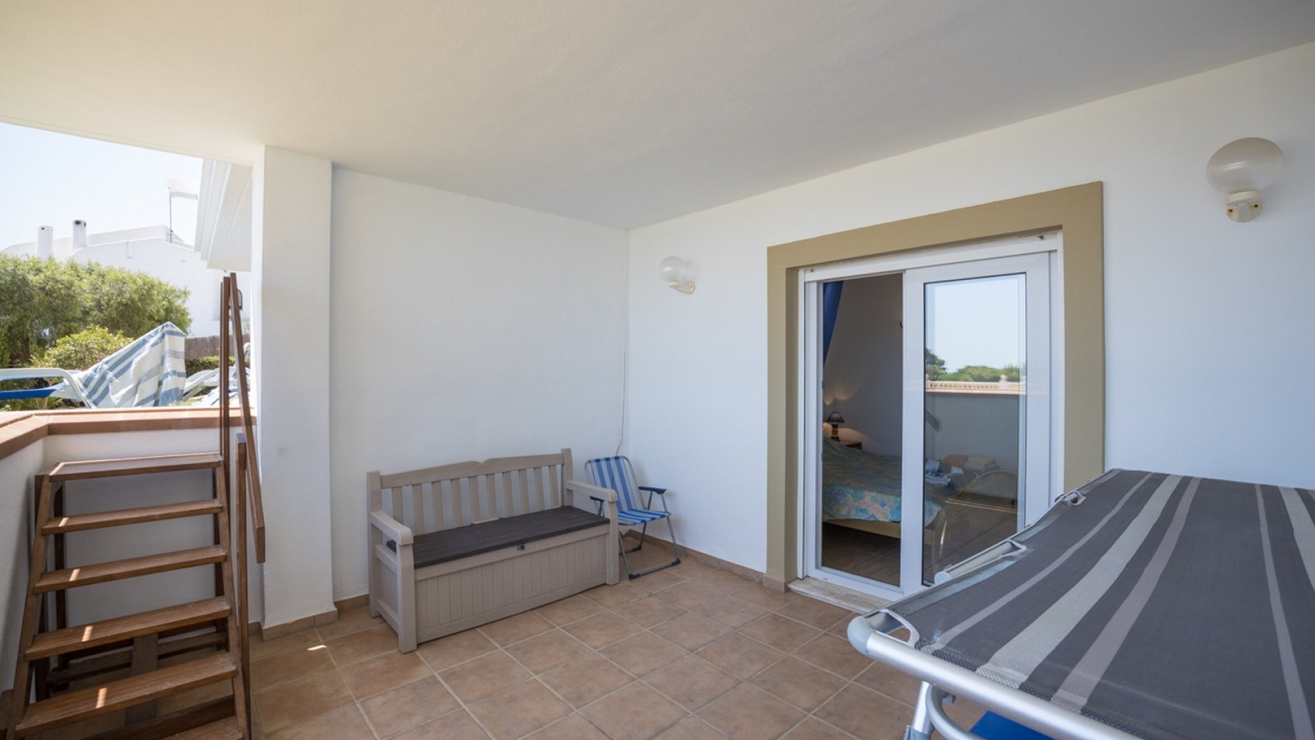 Reventa - Apartamentos -
Moraira - La Cometa