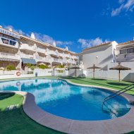 Reventa - Apartamentos -
Orihuela Costa - Aguamarinas