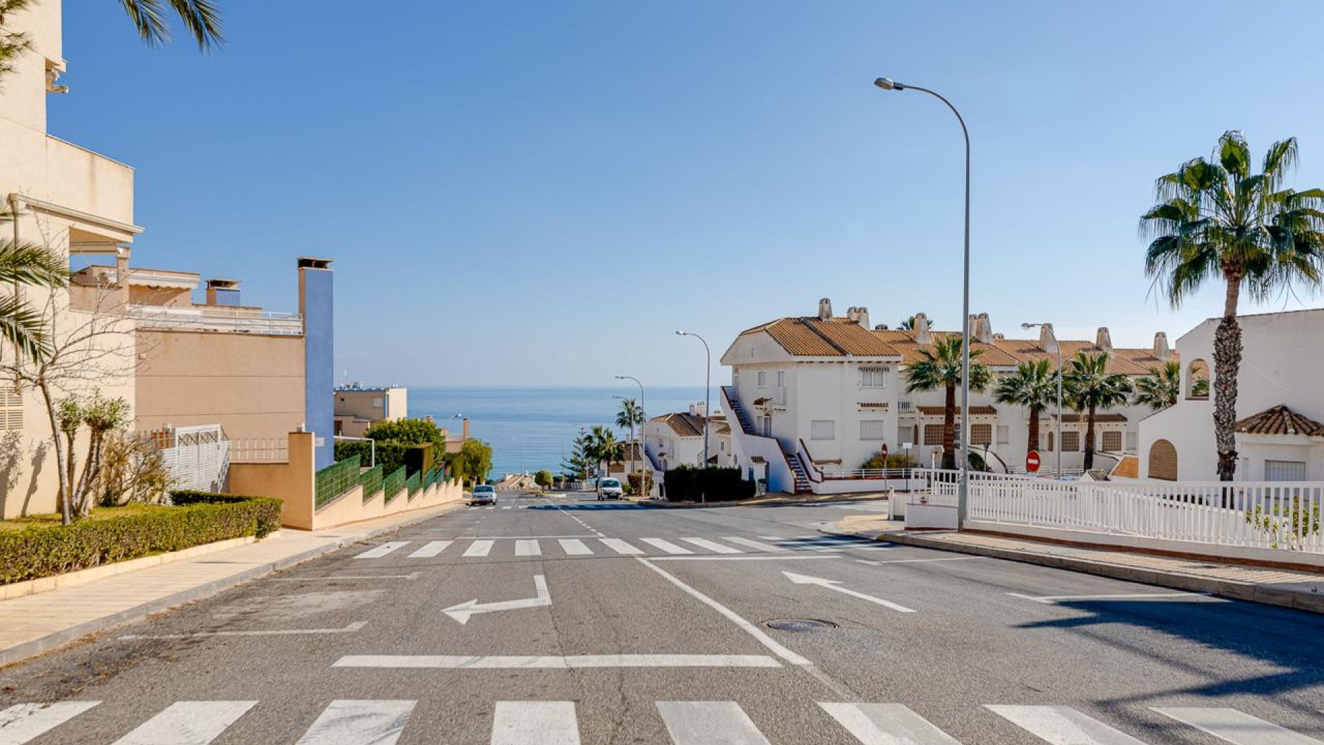 Reventa - Apartamentos -
Orihuela Costa - Aguamarinas