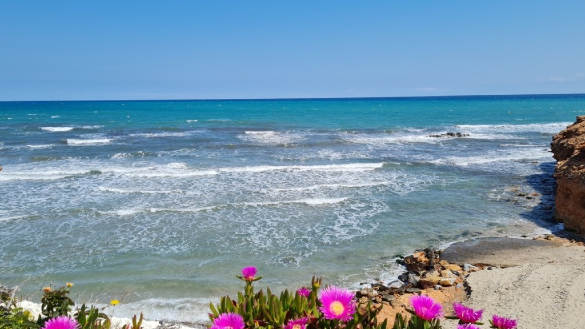 Reventa - Apartamentos -
Orihuela Costa - Aguamarinas