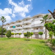 Reventa - Apartamentos -
Orihuela Costa - Cabo Roig