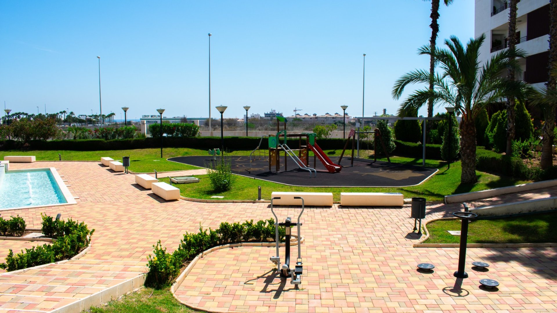 Reventa - Apartamentos -
Orihuela Costa - Cabo Roig