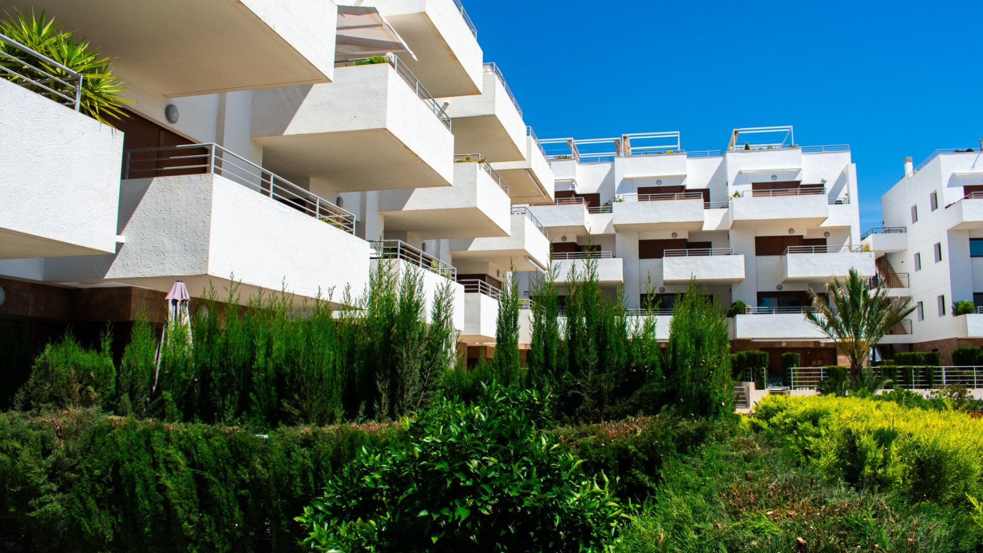 Reventa - Apartamentos -
Orihuela Costa - Cabo Roig
