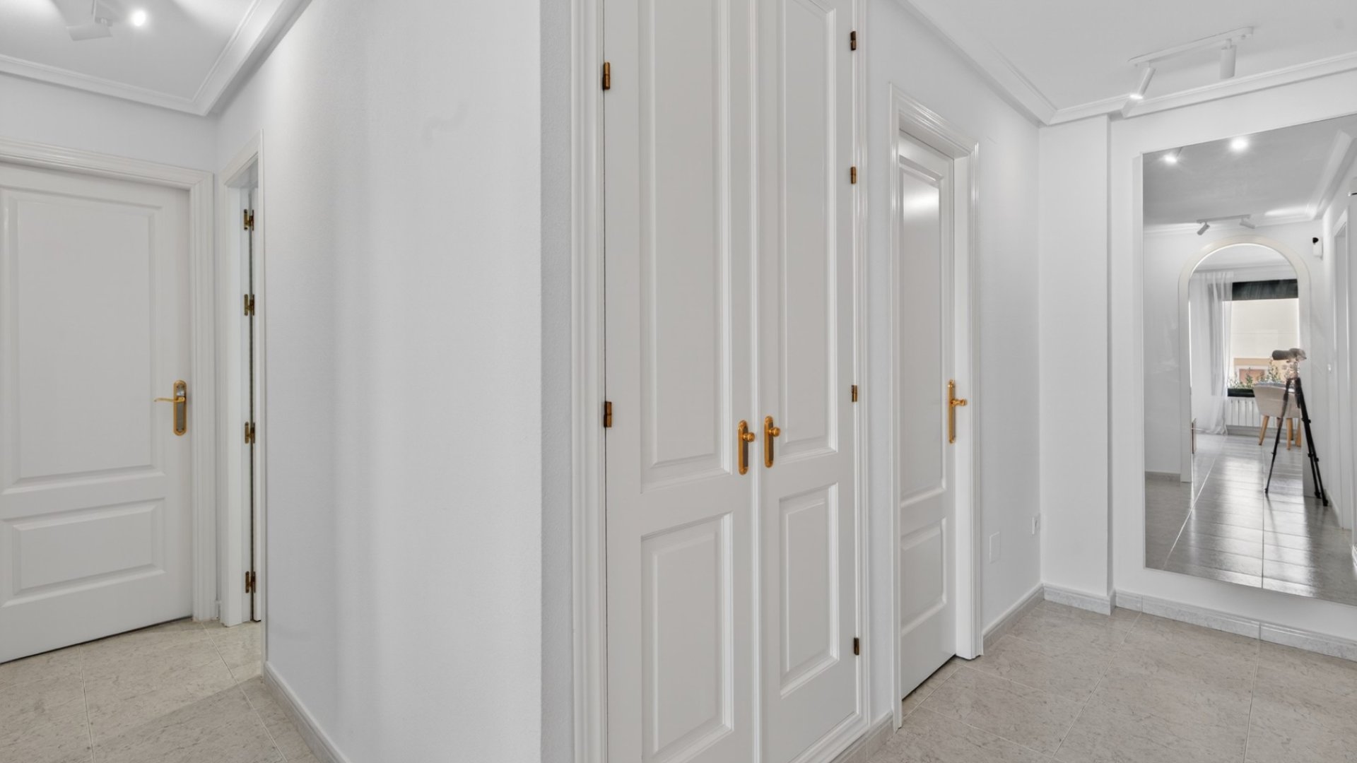 Reventa - Apartamentos -
Orihuela Costa - Campoamor