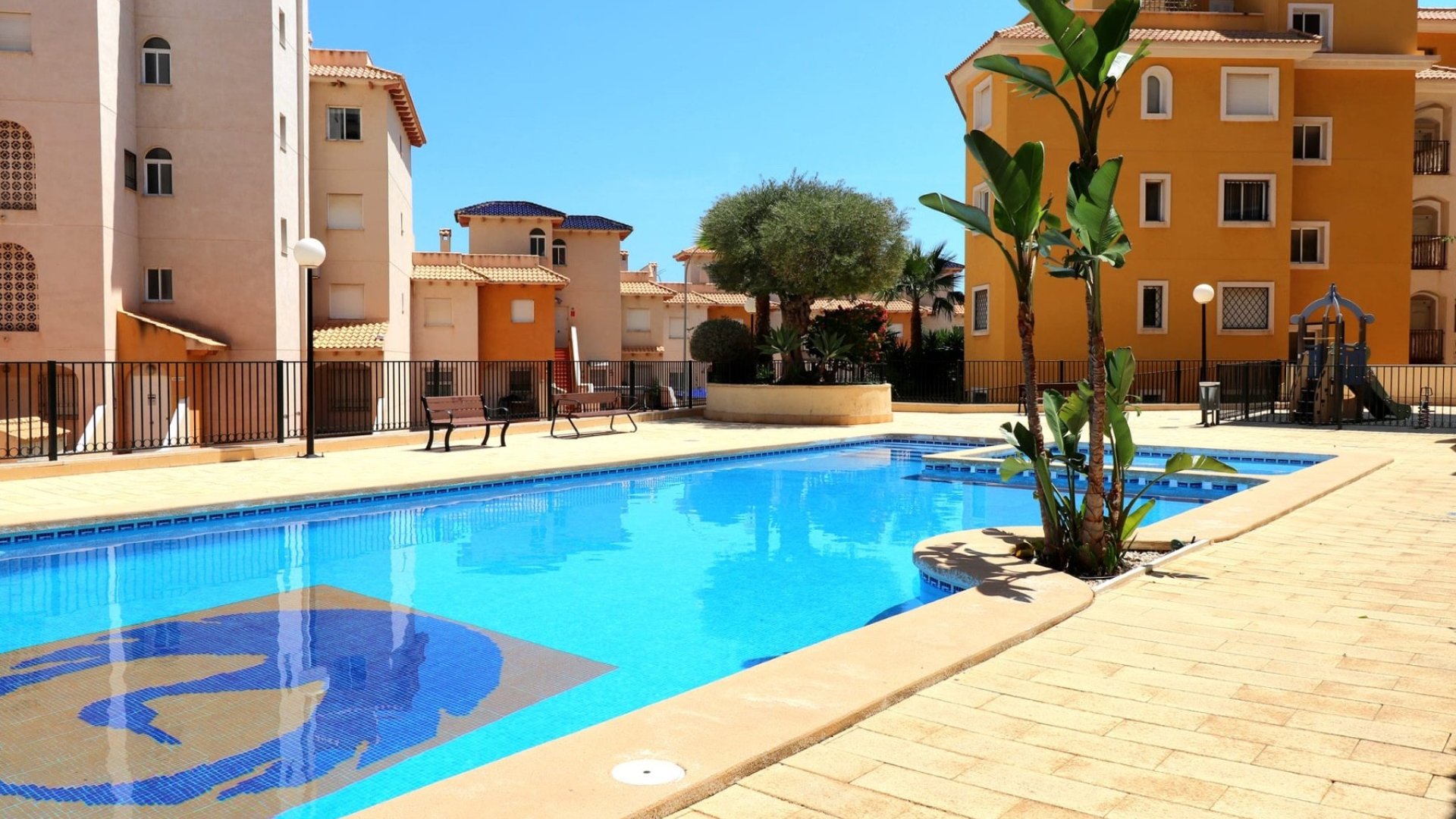 Reventa - Apartamentos -
Orihuela Costa - Campoamor