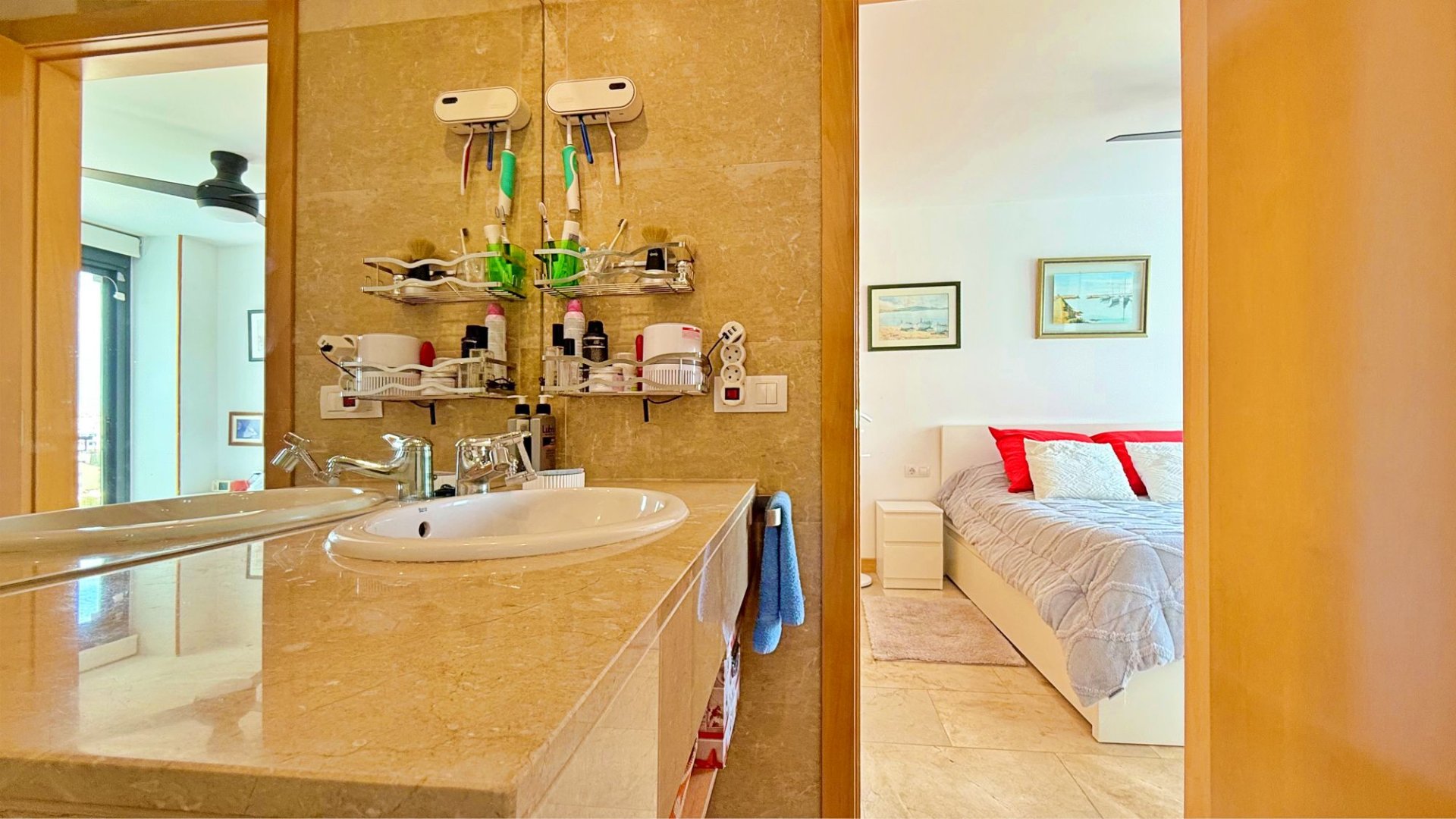 Reventa - Apartamentos -
Orihuela Costa - Campoamor