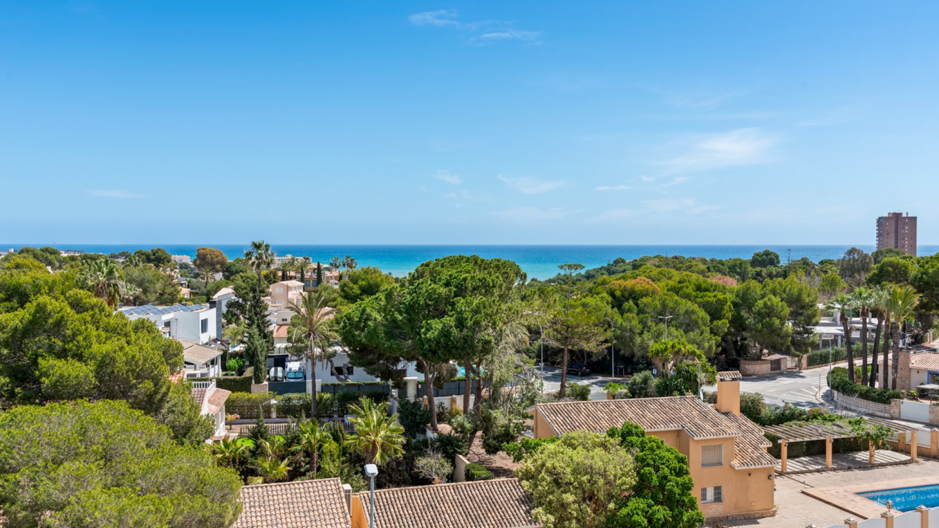 Reventa - Apartamentos -
Orihuela Costa - Campoamor