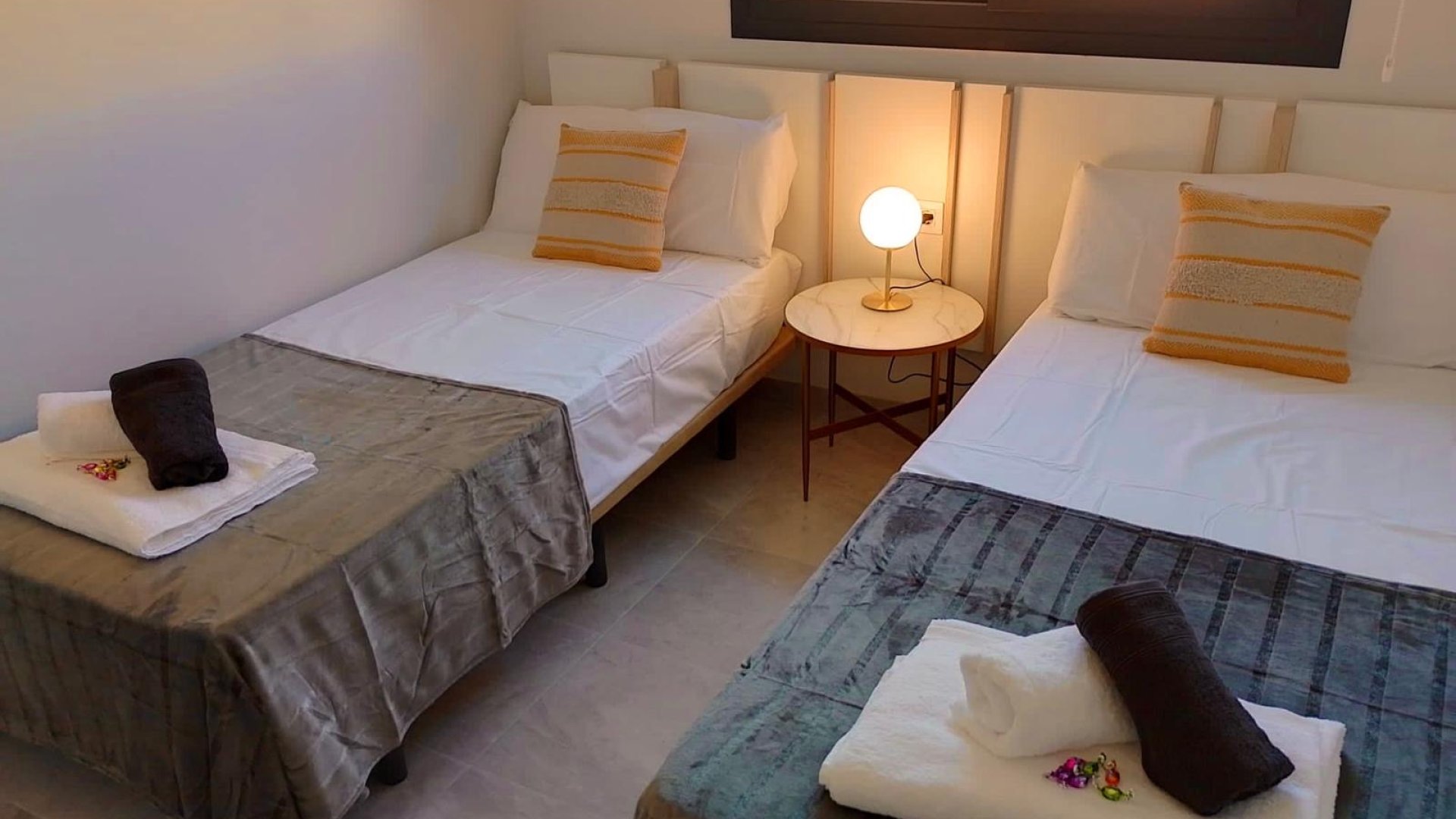 Reventa - Apartamentos -
Orihuela Costa - Costa Blanca