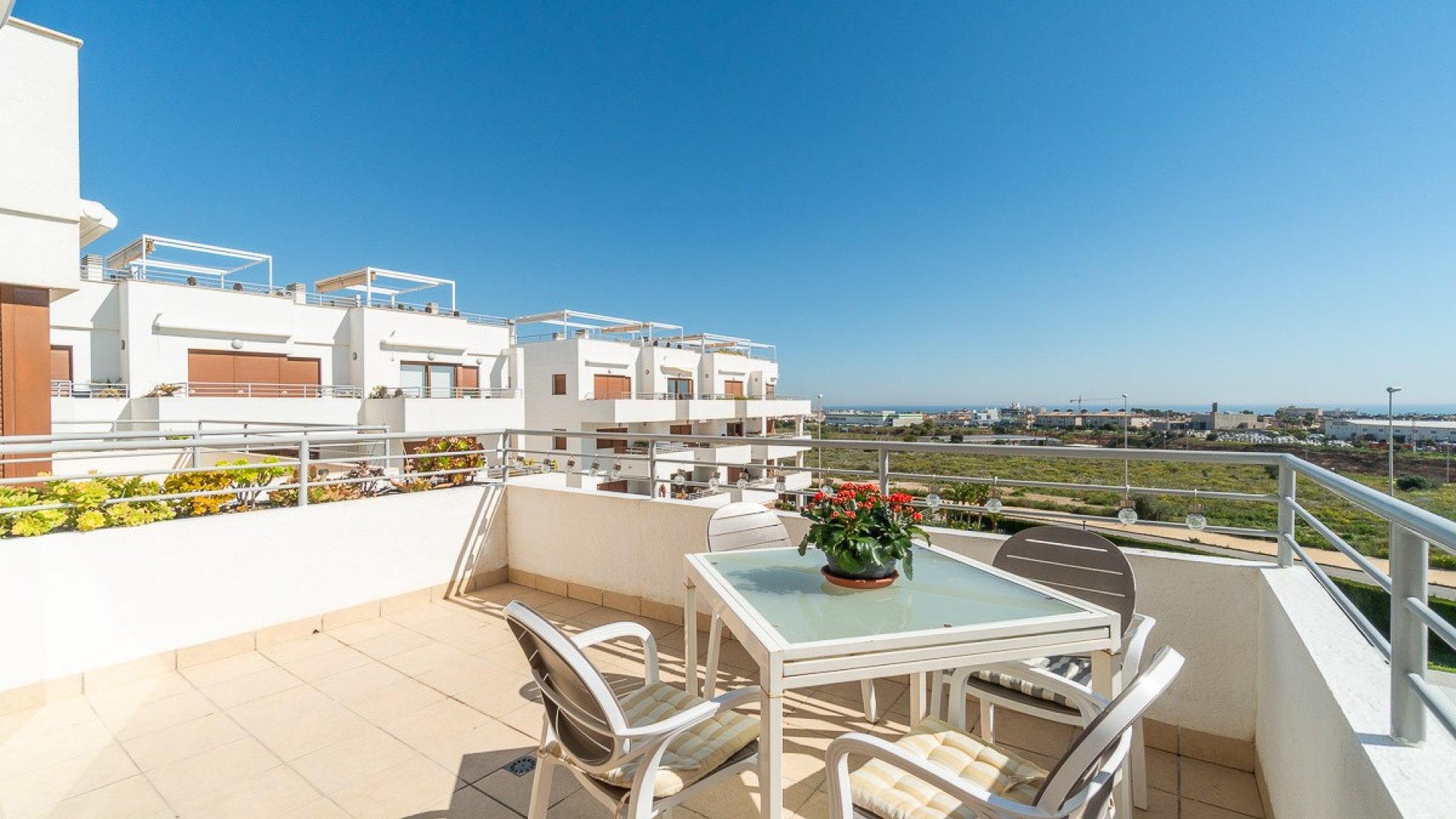 Reventa - Apartamentos -
Orihuela Costa - Dehesa de campoamor
