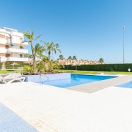 Reventa - Apartamentos -
Orihuela Costa - Dehesa de campoamor