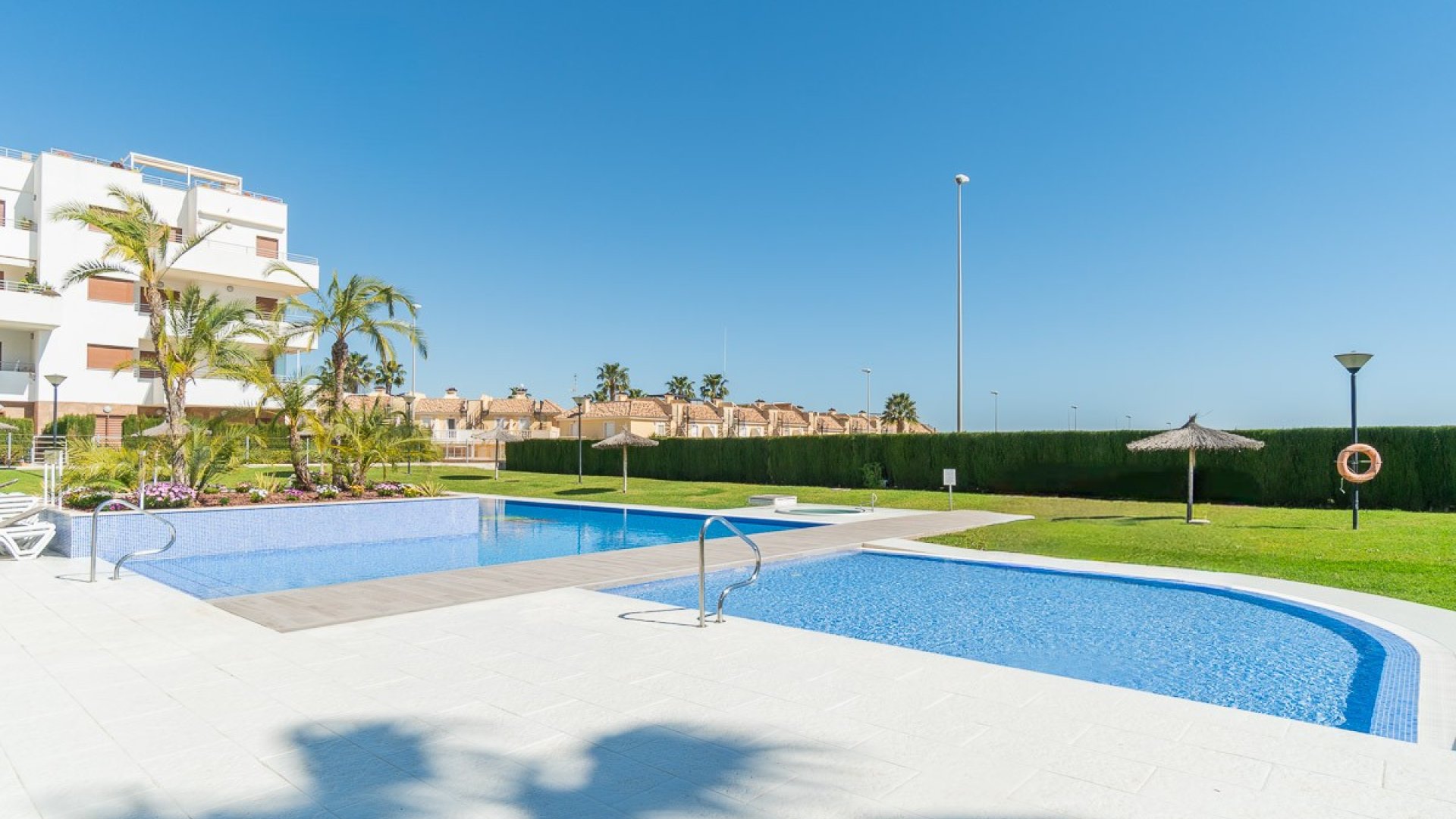 Reventa - Apartamentos -
Orihuela Costa - Dehesa de campoamor