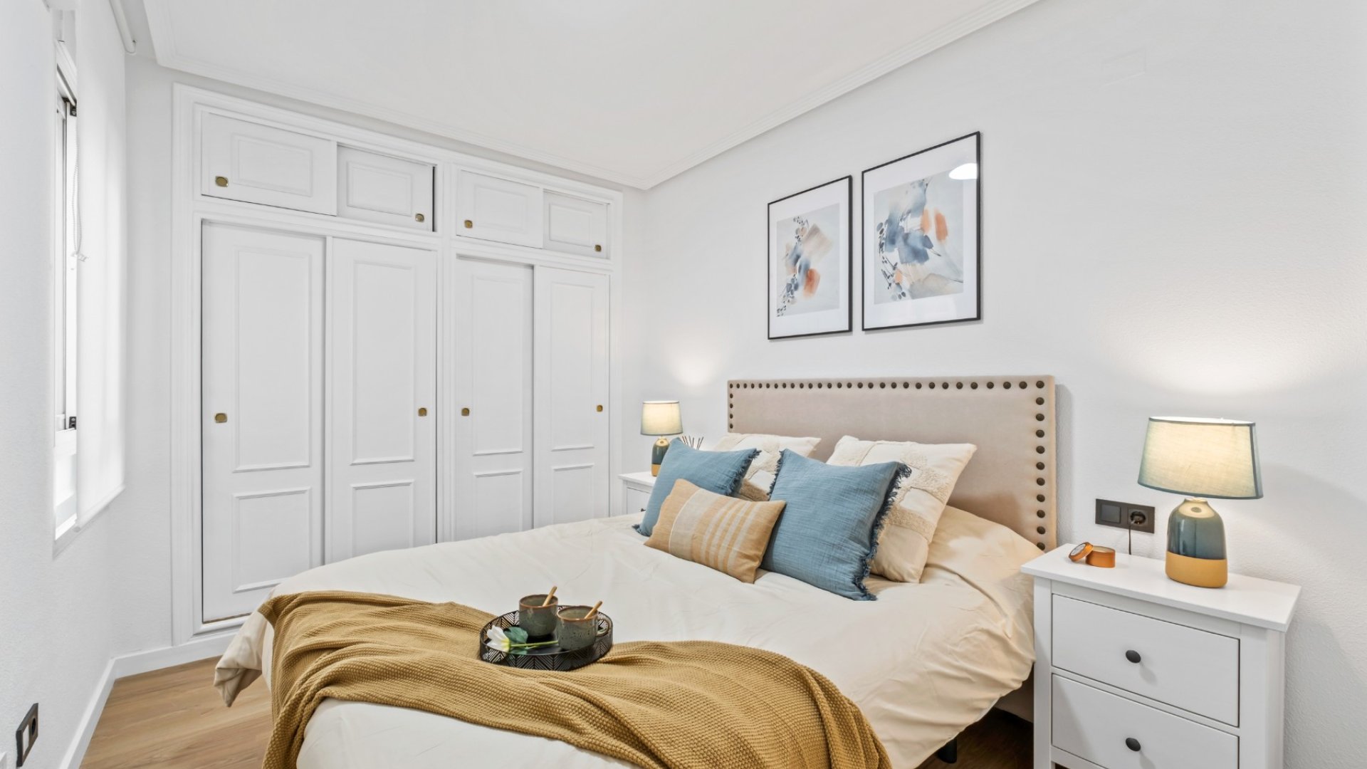 Reventa - Apartamentos -
Orihuela Costa - La Florida