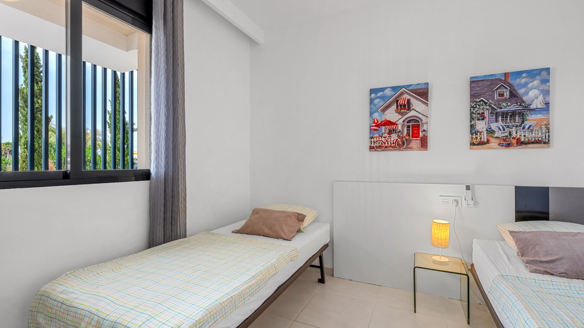 Reventa - Apartamentos -
Orihuela Costa - La Zenia