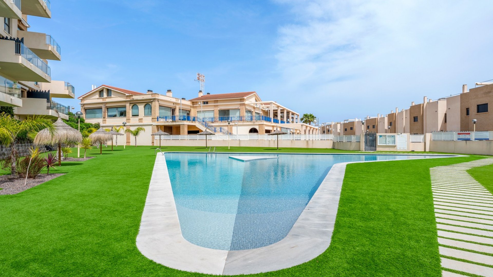 Reventa - Apartamentos -
Orihuela Costa - La Zenia