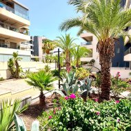 Reventa - Apartamentos -
Orihuela Costa - La Zenia