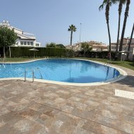 Reventa - Apartamentos -
Orihuela Costa - La Zenia