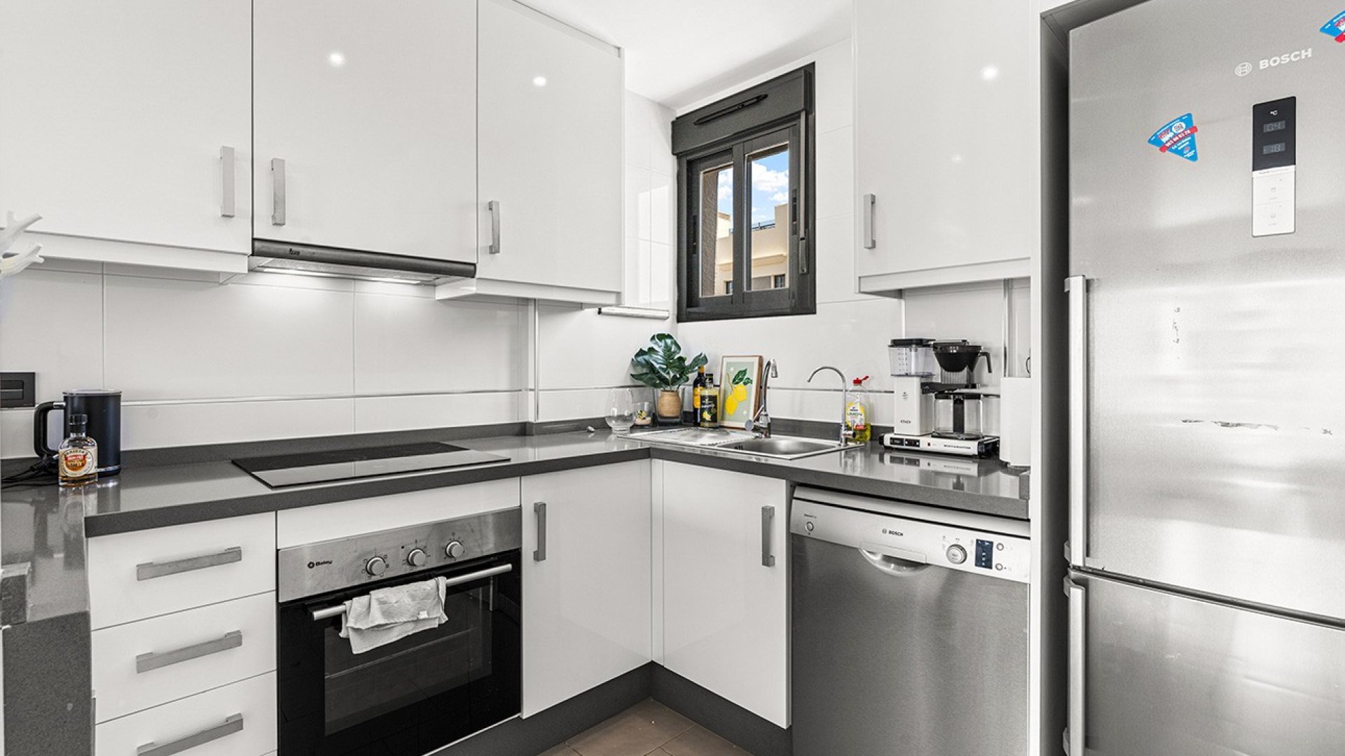 Reventa - Apartamentos -
Orihuela Costa - La Zenia