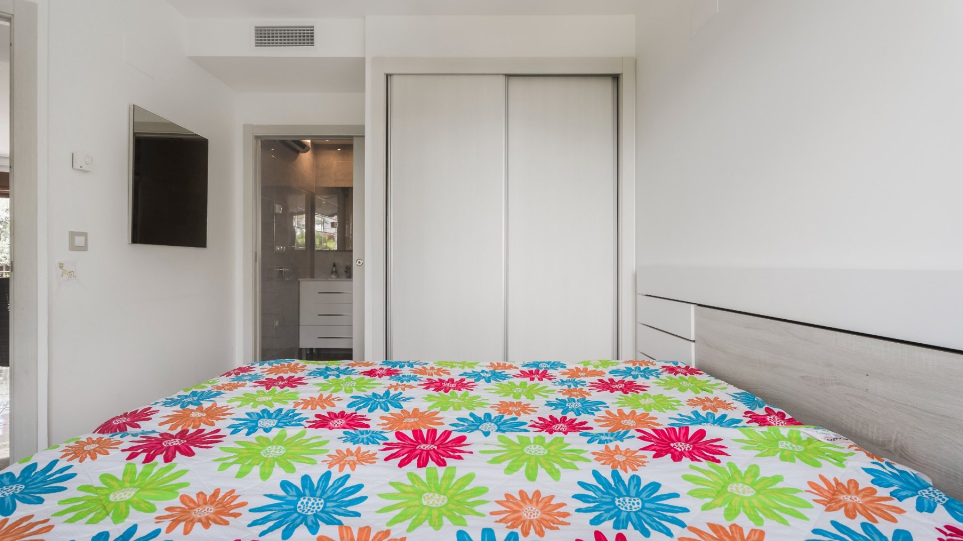 Reventa - Apartamentos -
Orihuela Costa - La Zenia