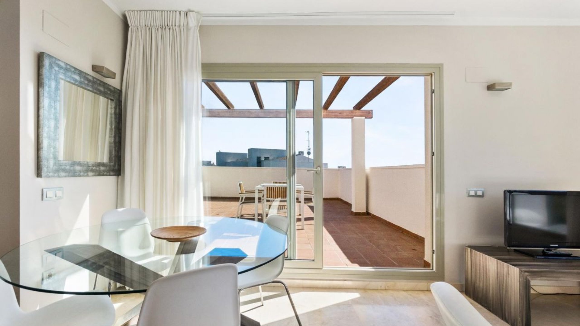 Reventa - Apartamentos -
Orihuela Costa - Las Colinas golf