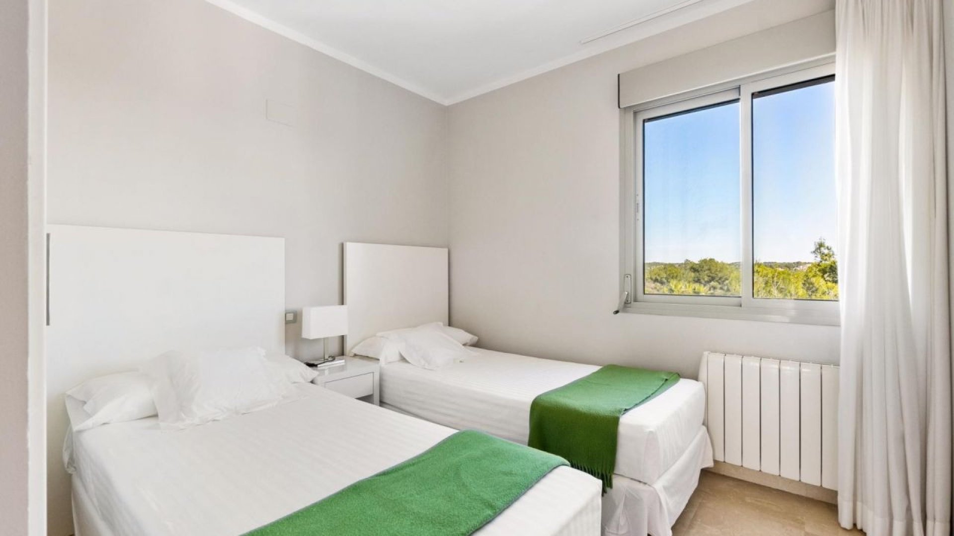 Reventa - Apartamentos -
Orihuela Costa - Las Colinas golf